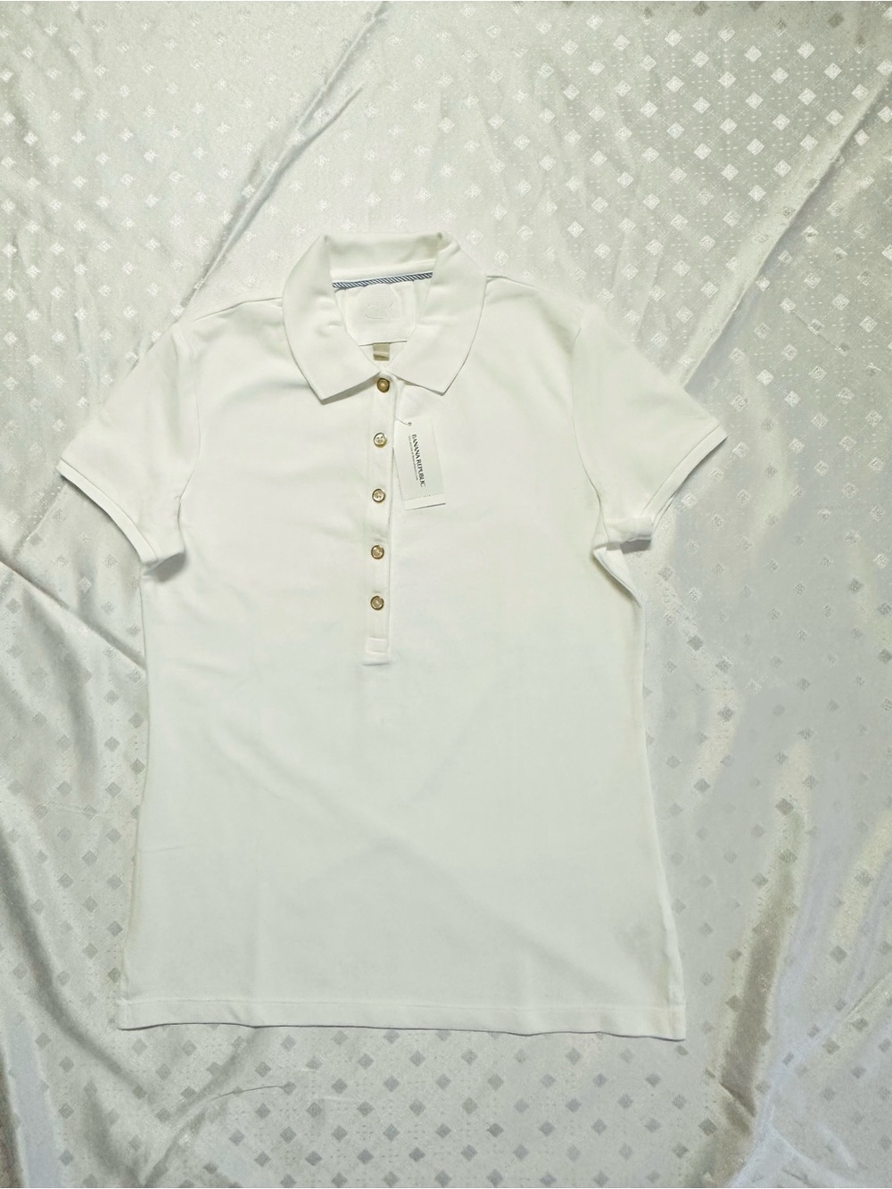 Banana Republic White Short Sleeve Polo with Gold Buttons